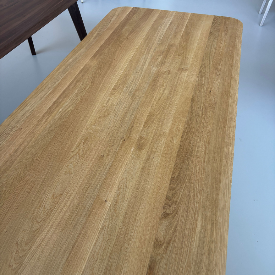 Trompet Table 220x90 Oak Oiled