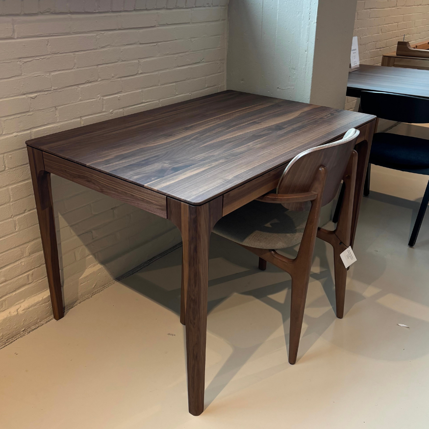 Rikke Desk 120x80 Oiled Walnut