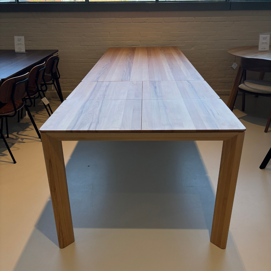 Eevi Extendable Table 200x100+(2x50) Beech matte lacquered