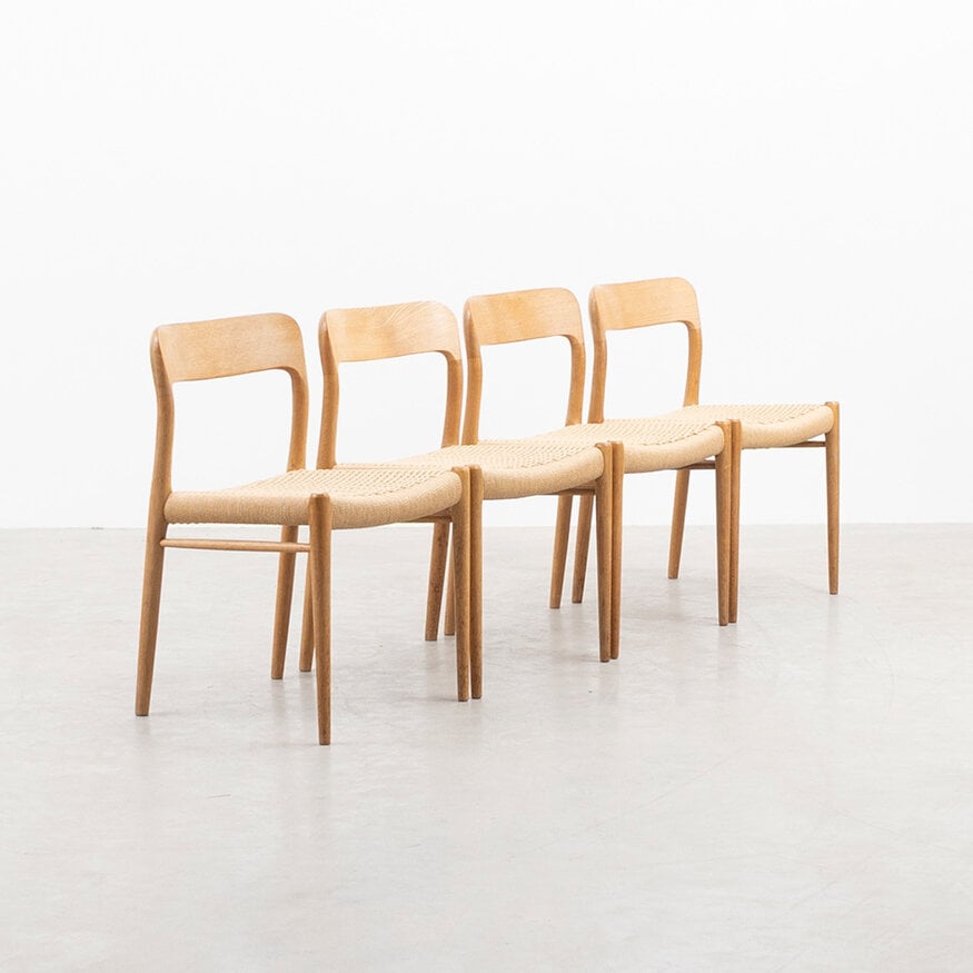 J.L. Møllers Møbelfabrik Set of 6 Niels Otto Moller chairs No. 75