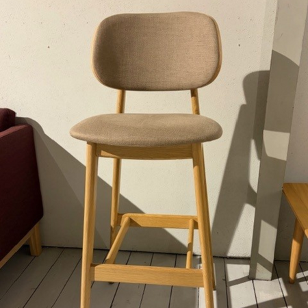 Sinni Barstoel Eiken / Piquet Liver - Outlet Utrecht