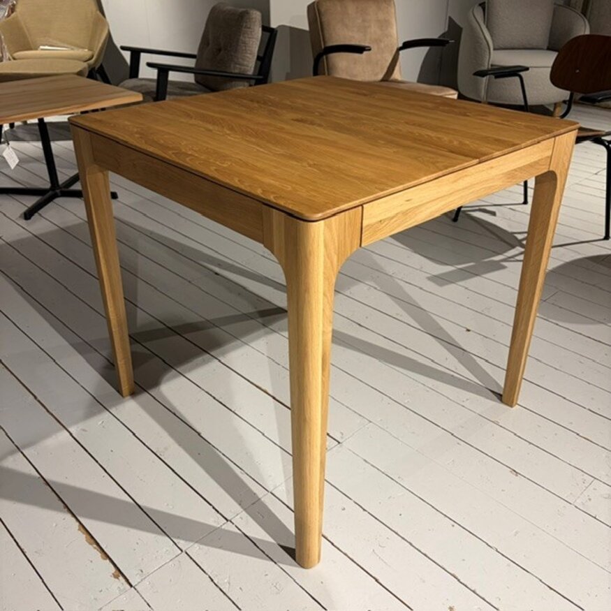 Rikke Table 80x80 Oak oiled Rikke Table 80x80 Oak oiled