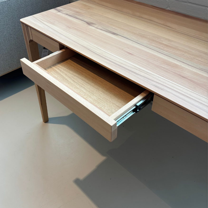Rikke Bureau met lade 120x65 Beuken mat gelakt Rikke Bureau met lade 120x65 Beuken mat gelakt