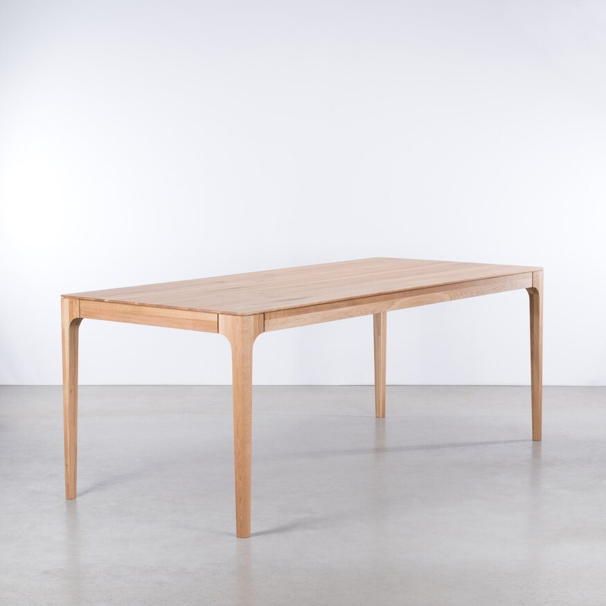 Straight Table Rikke 200x100 Sav & Økse Straight Table Rikke 200x100