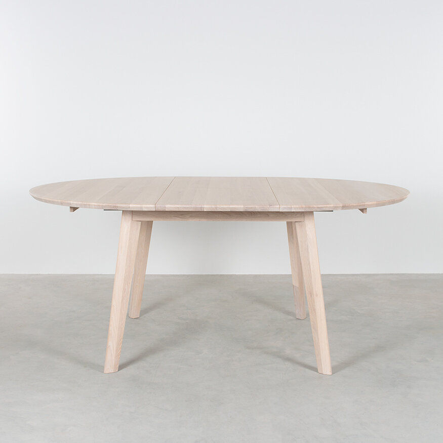Round extentable table Nonne Ø140+(1x60) Sav & Økse Round extentable table Nonne Ø140+(1x60)