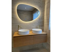 Badkamerspiegel - Organisch - 100x68 cm - Anti-Condens & LED Dimbaar