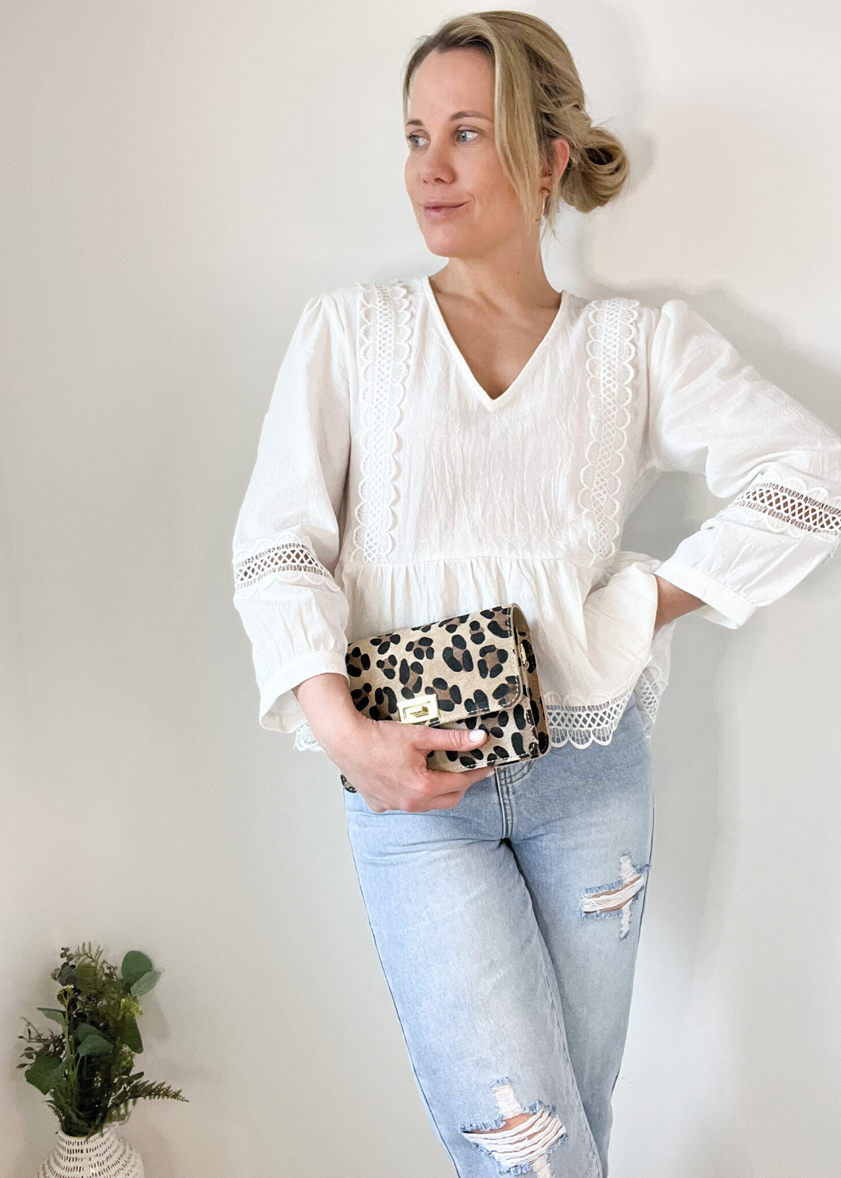 ROMANTIC TOUCH OF LACE BLOUSE
