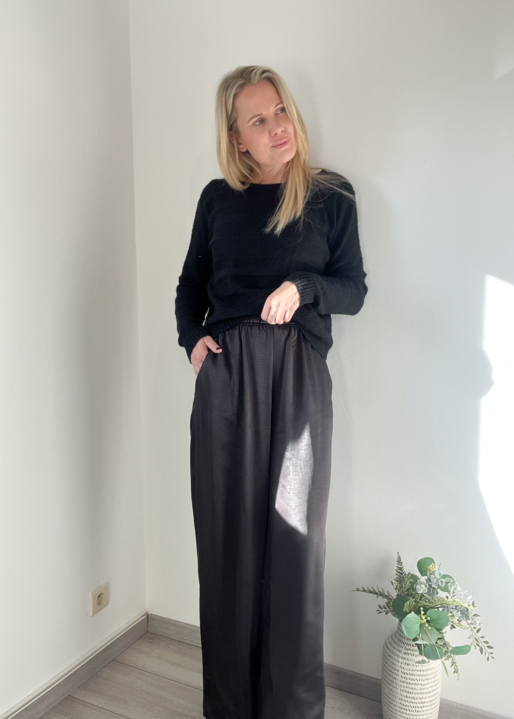 OPEN BACK PULL one size BLACK