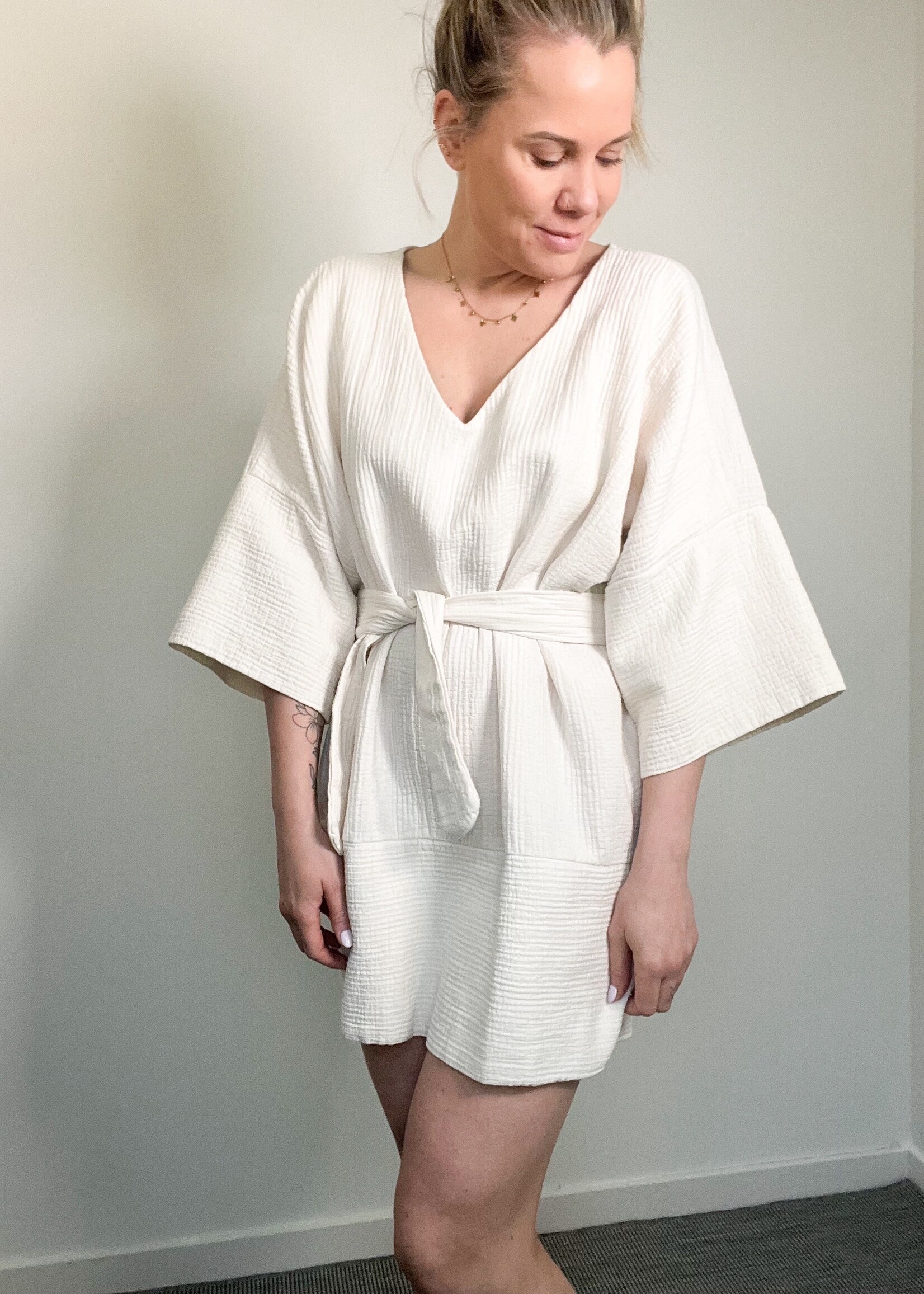 ECRU COTTON DRESS WITH BELT one size