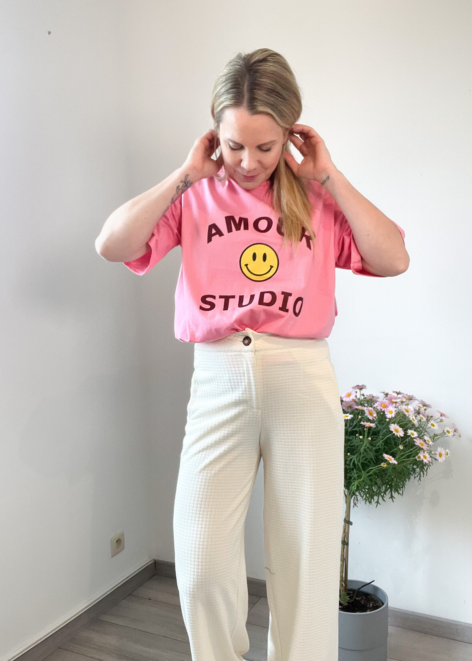 PINK AMOUR STUDIO TEE one size