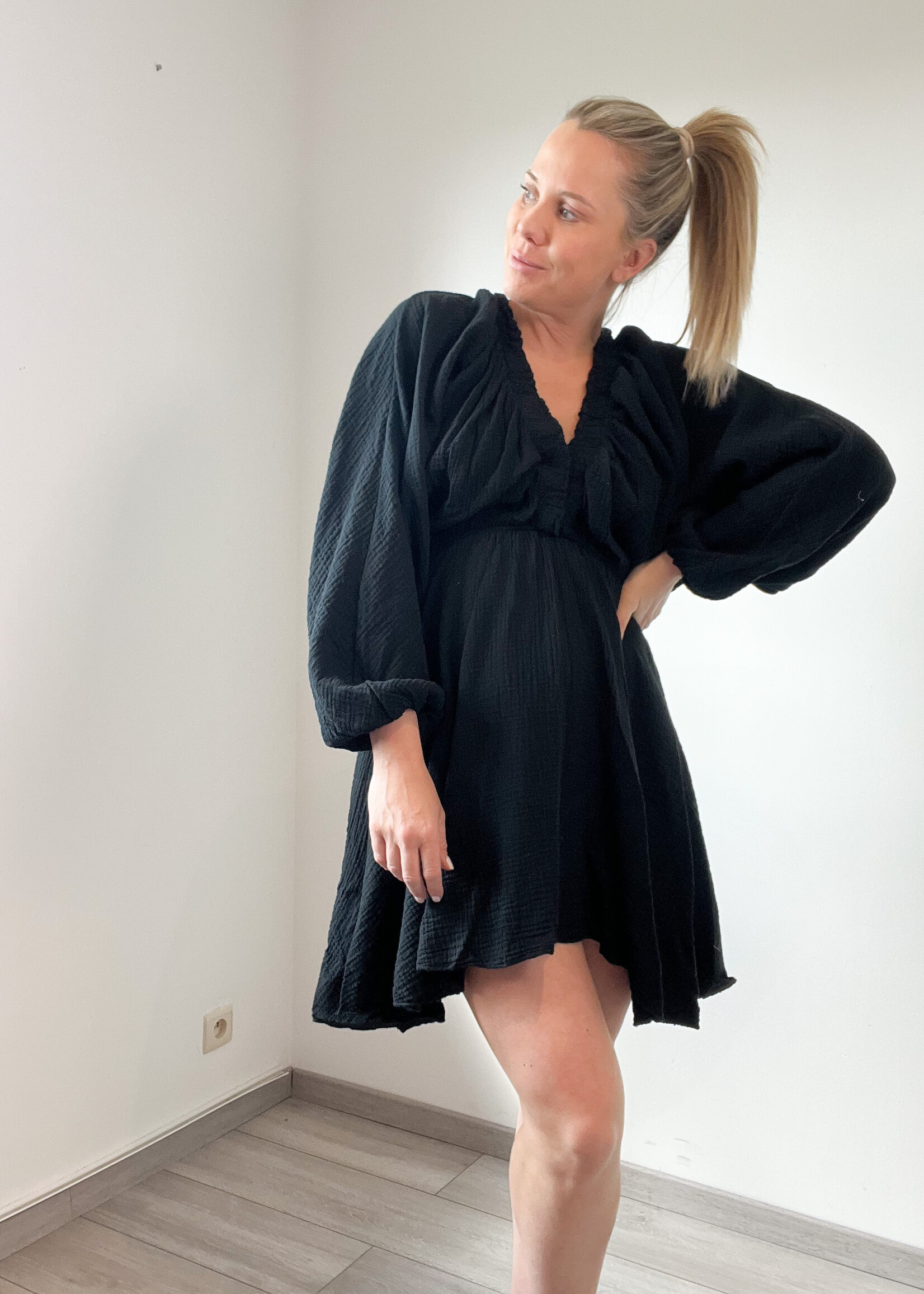 BLACK TETRA DRESS one size
