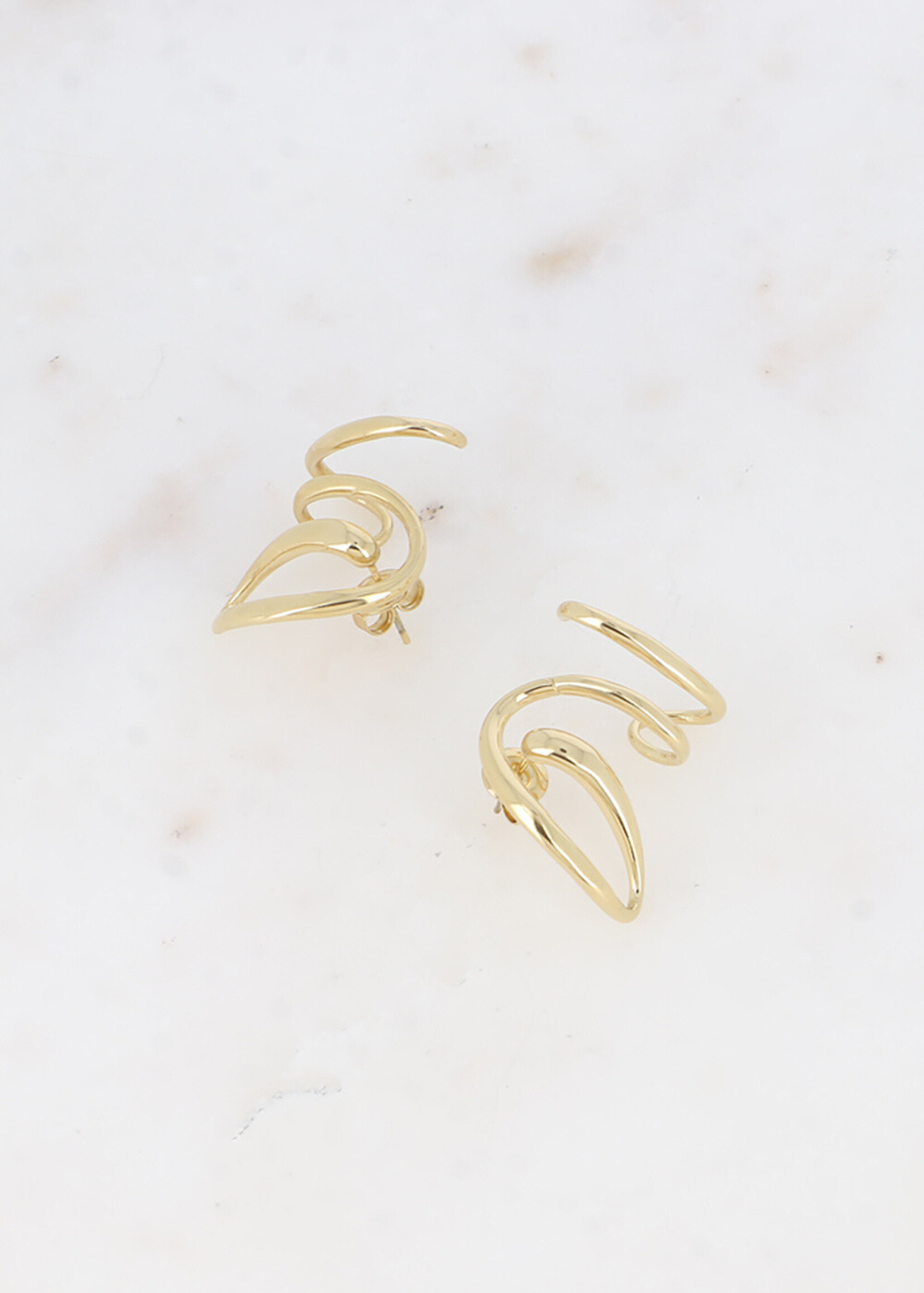 WAVY LINE CUFF