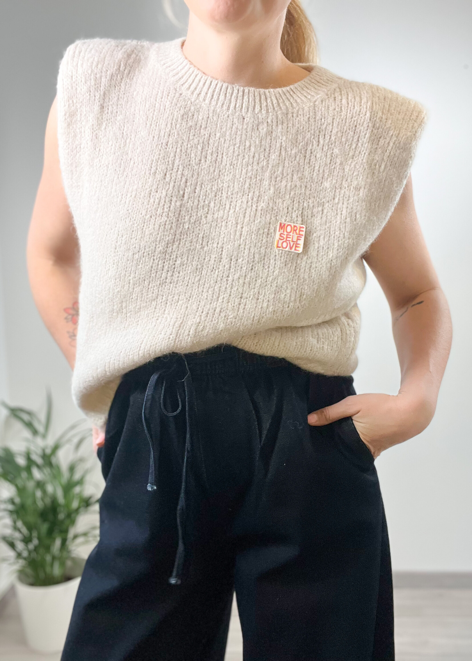 BEIGE KNIT TOP  one size