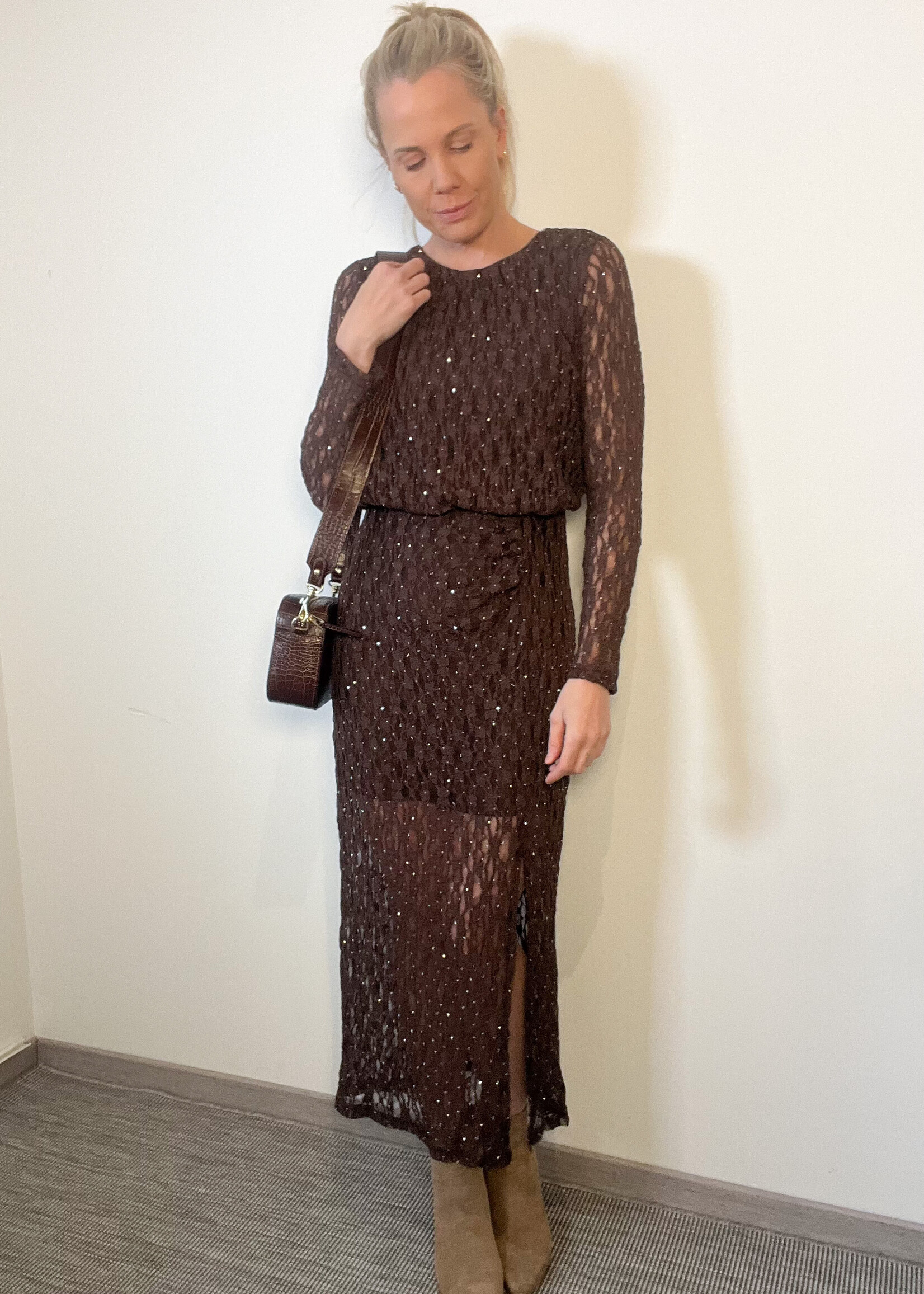 BROWN LACE DRESS