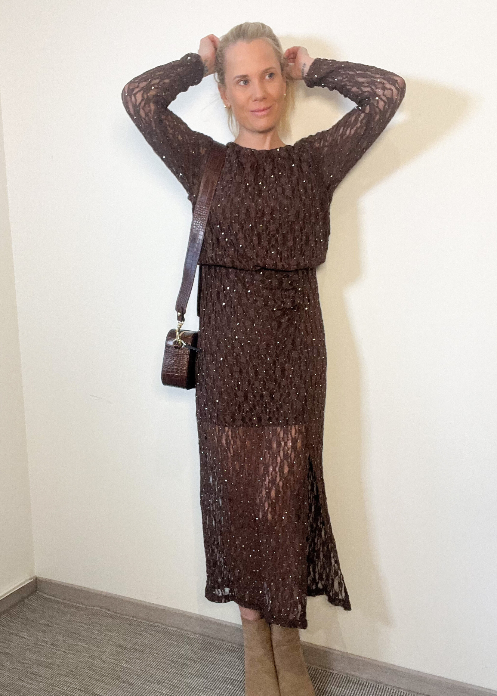 BROWN LACE DRESS