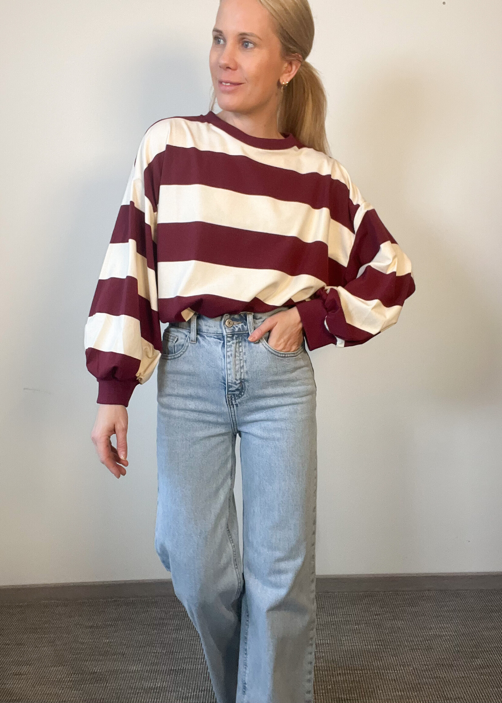 CHELS BURGUNDY TOP one size