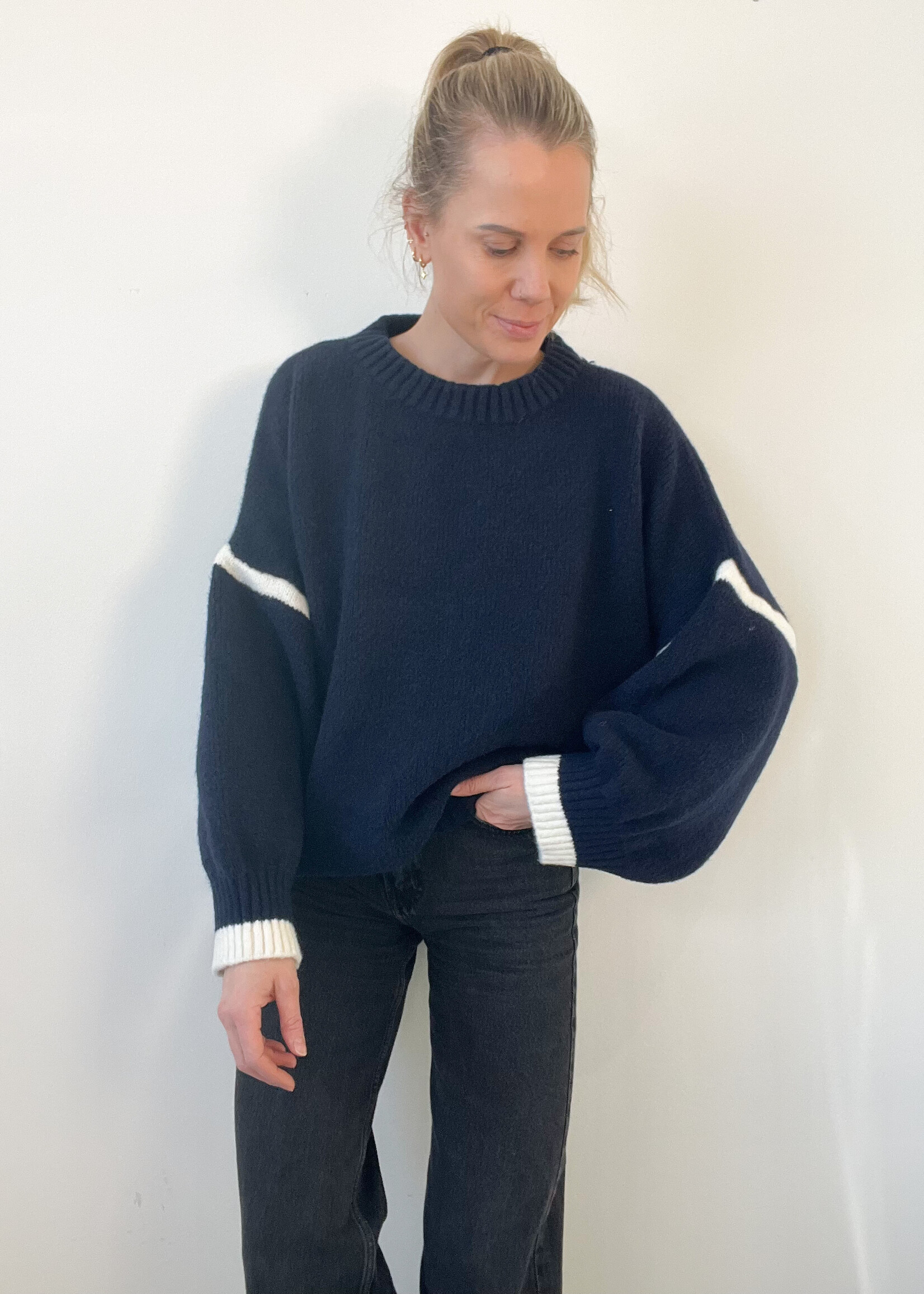 NAVY BEKKA SWEATER one size