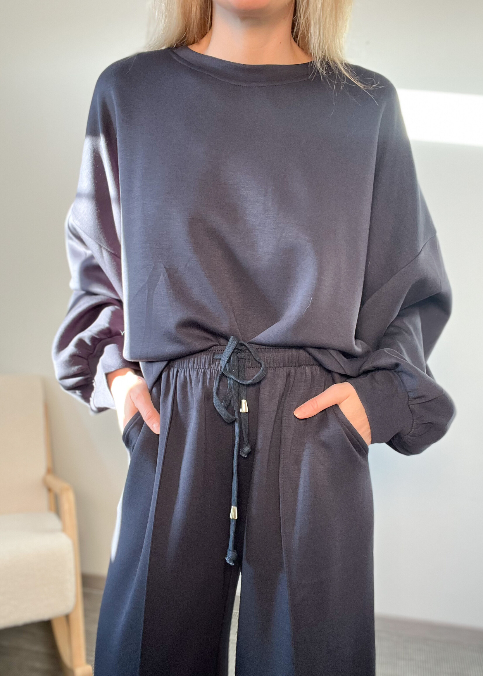 NAVY SWEATPANTS one size