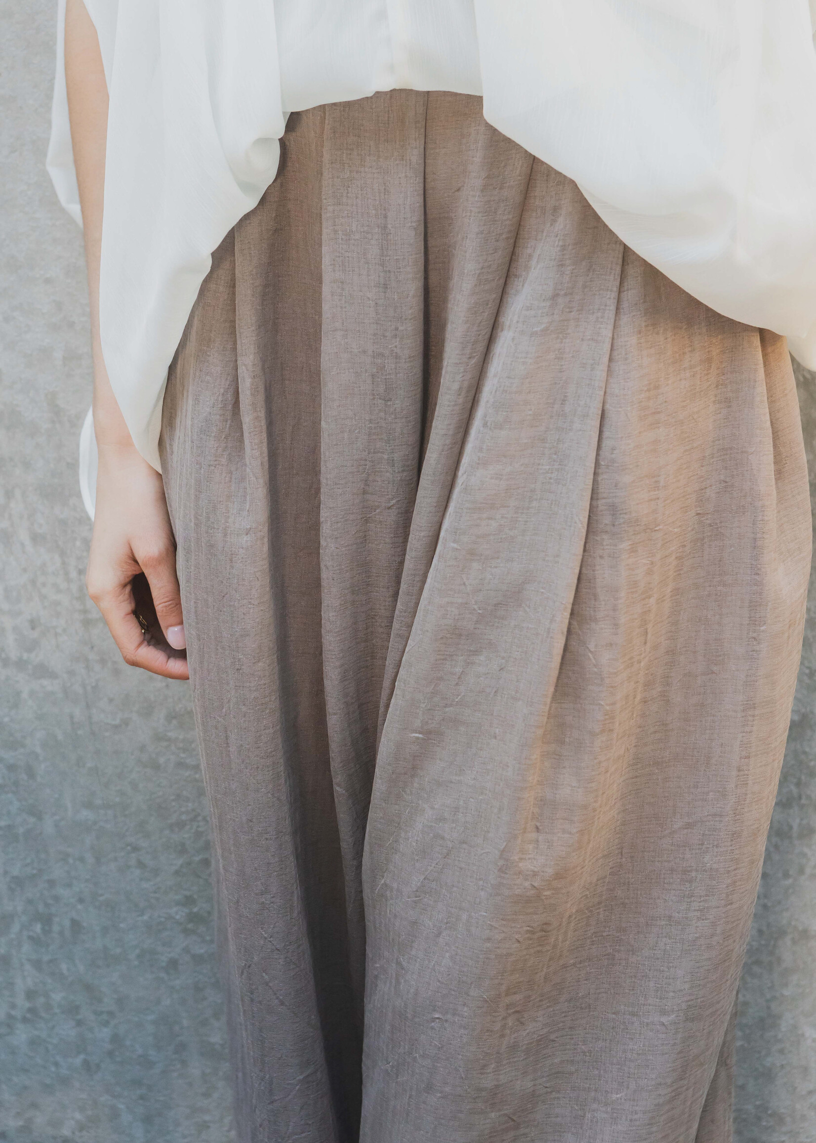 TAUPE WIDE PANTS