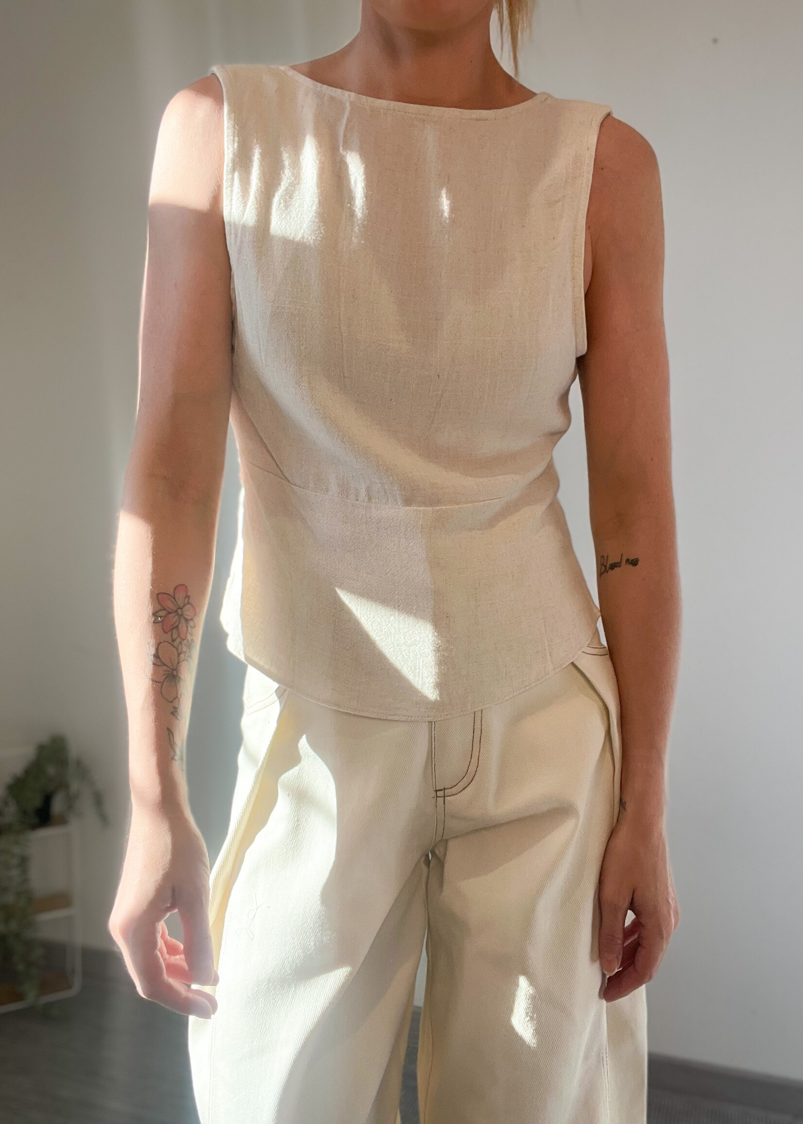 FEMKE LINNEN TOP BEIGE