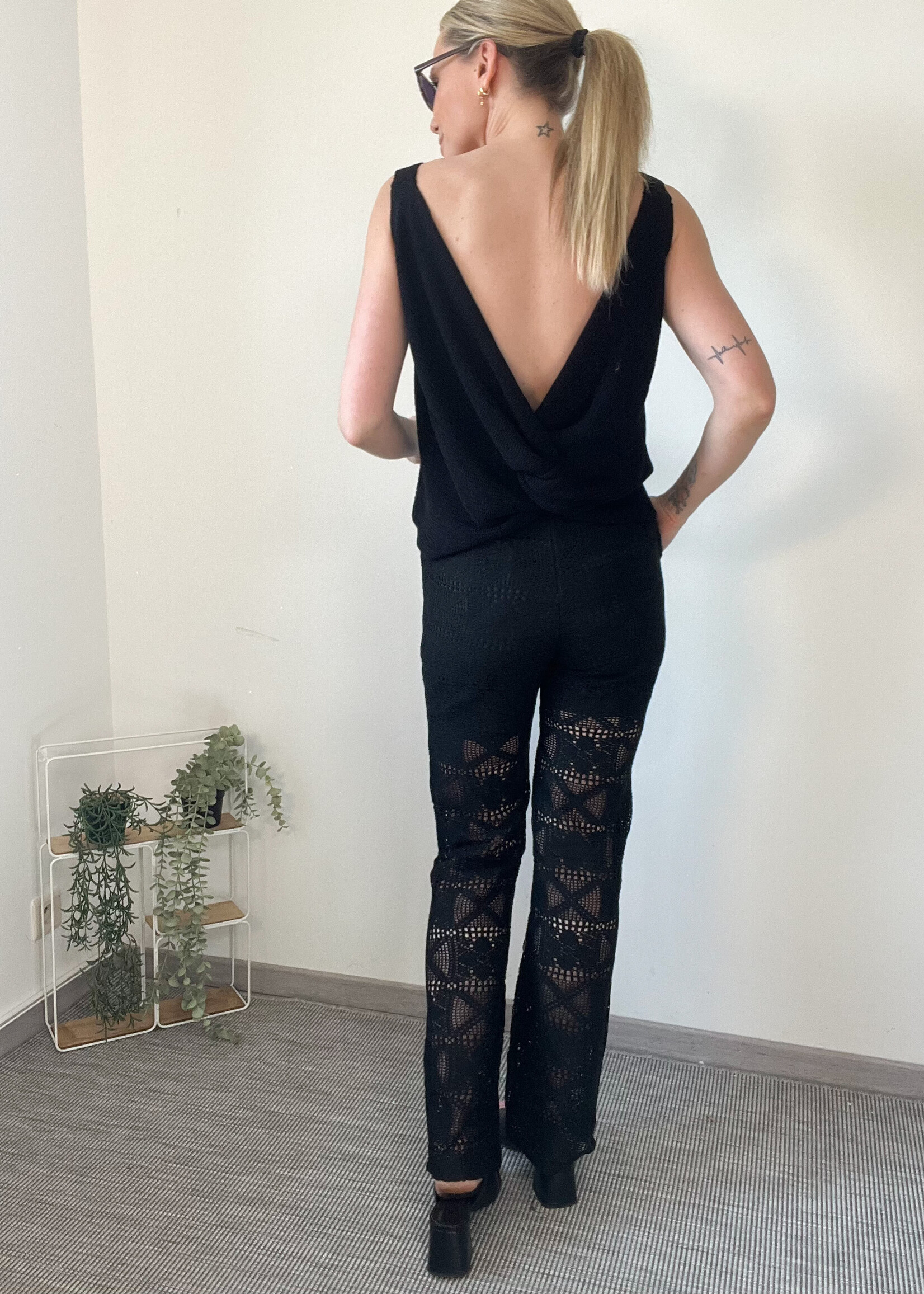 KNOT TOP BLACK One size