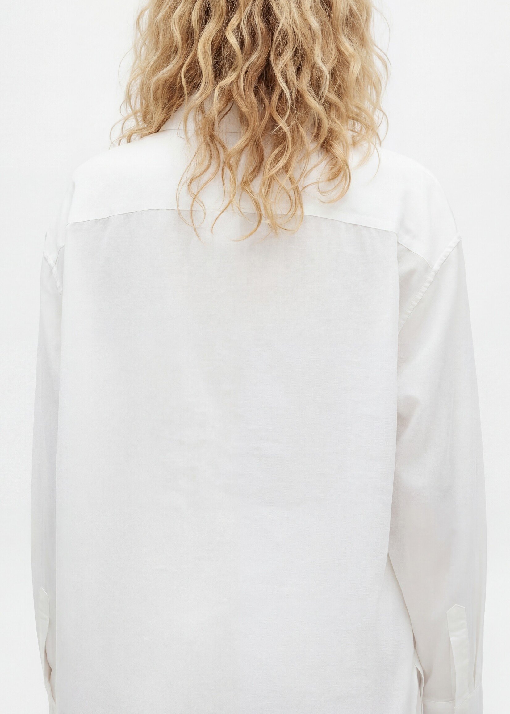 THAT MUSTHAVE BLOUSE