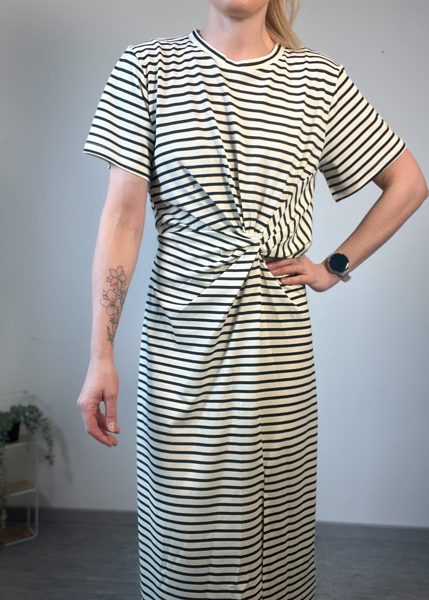 BLACK STRIPE DRESS