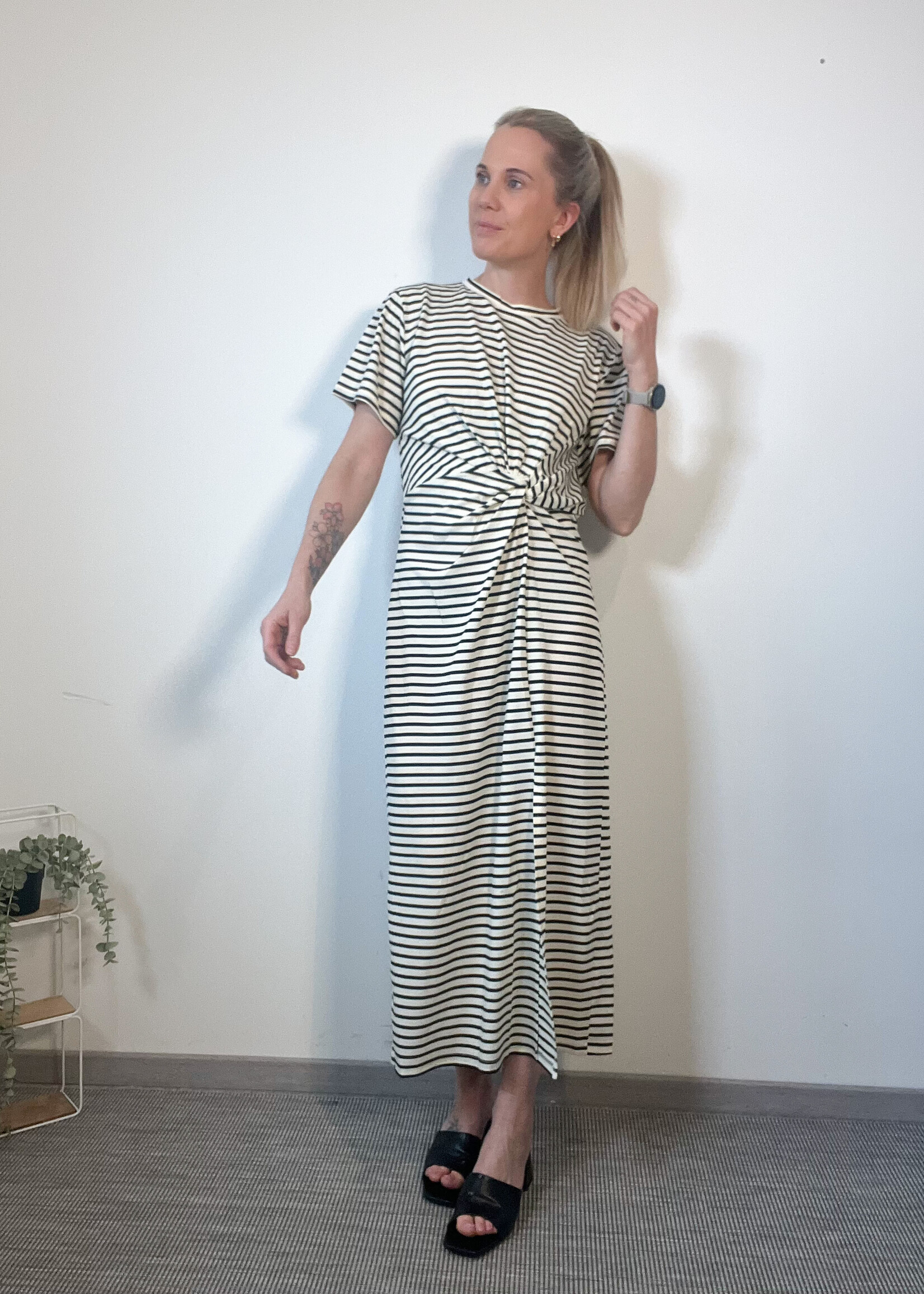 BLACK STRIPE DRESS
