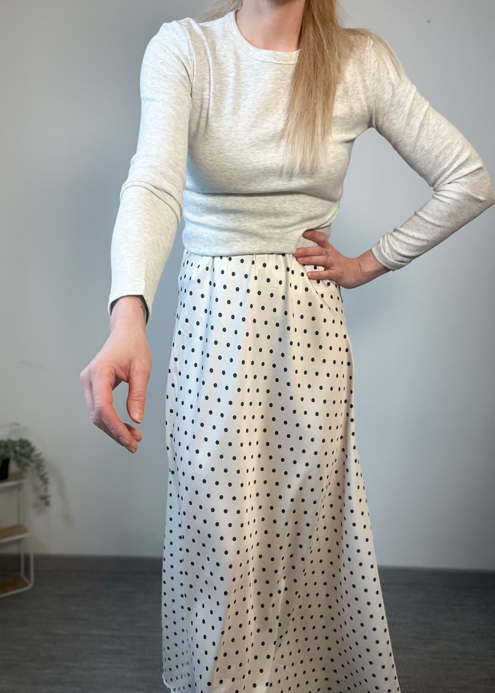 WHITE DOTS SKIRT one size