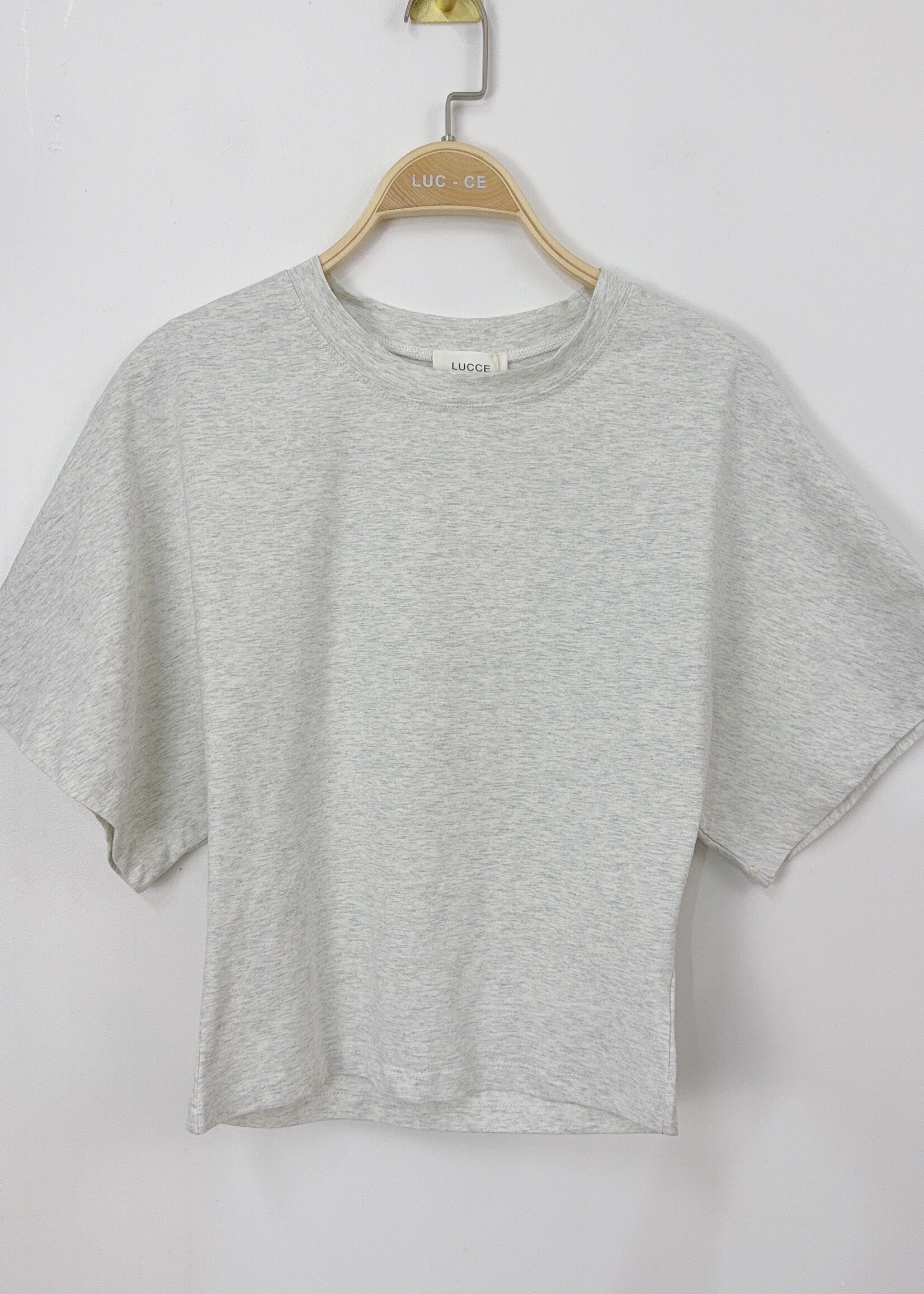 CENTERED GREY TEE
