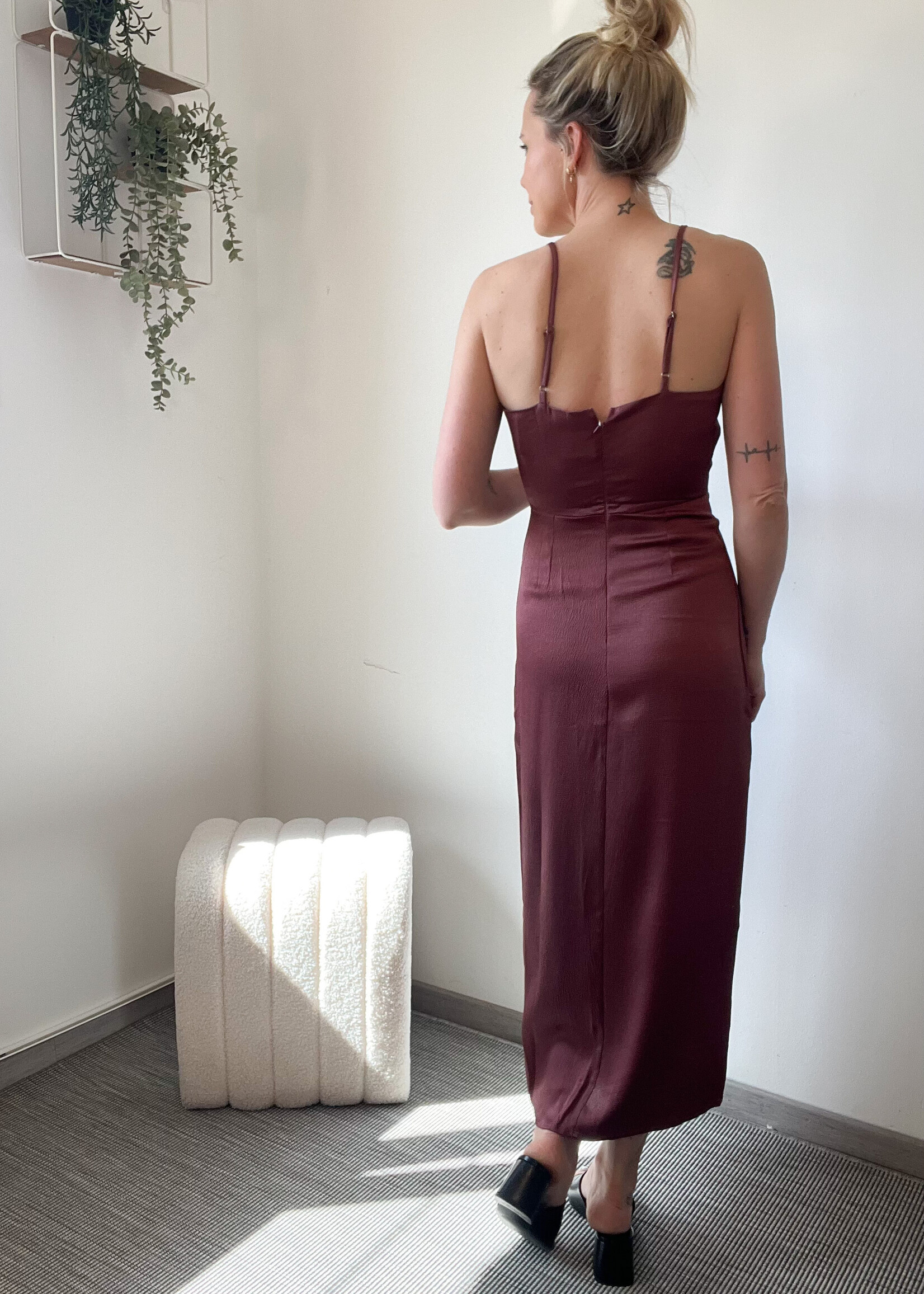 OLDPINK DRESS