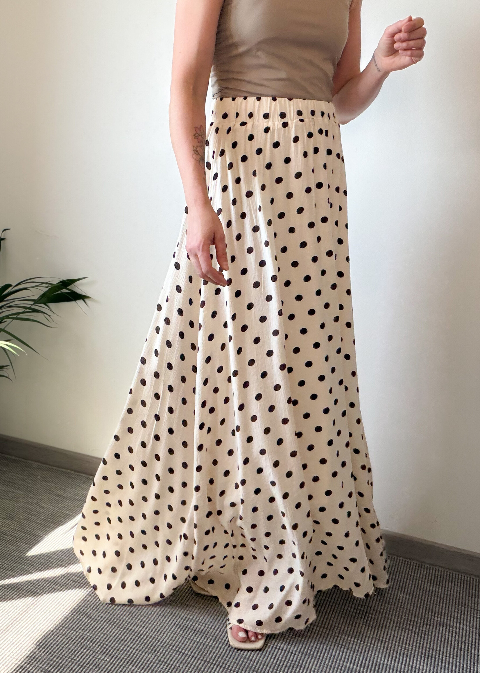 BEIGE DOTS SKIRT