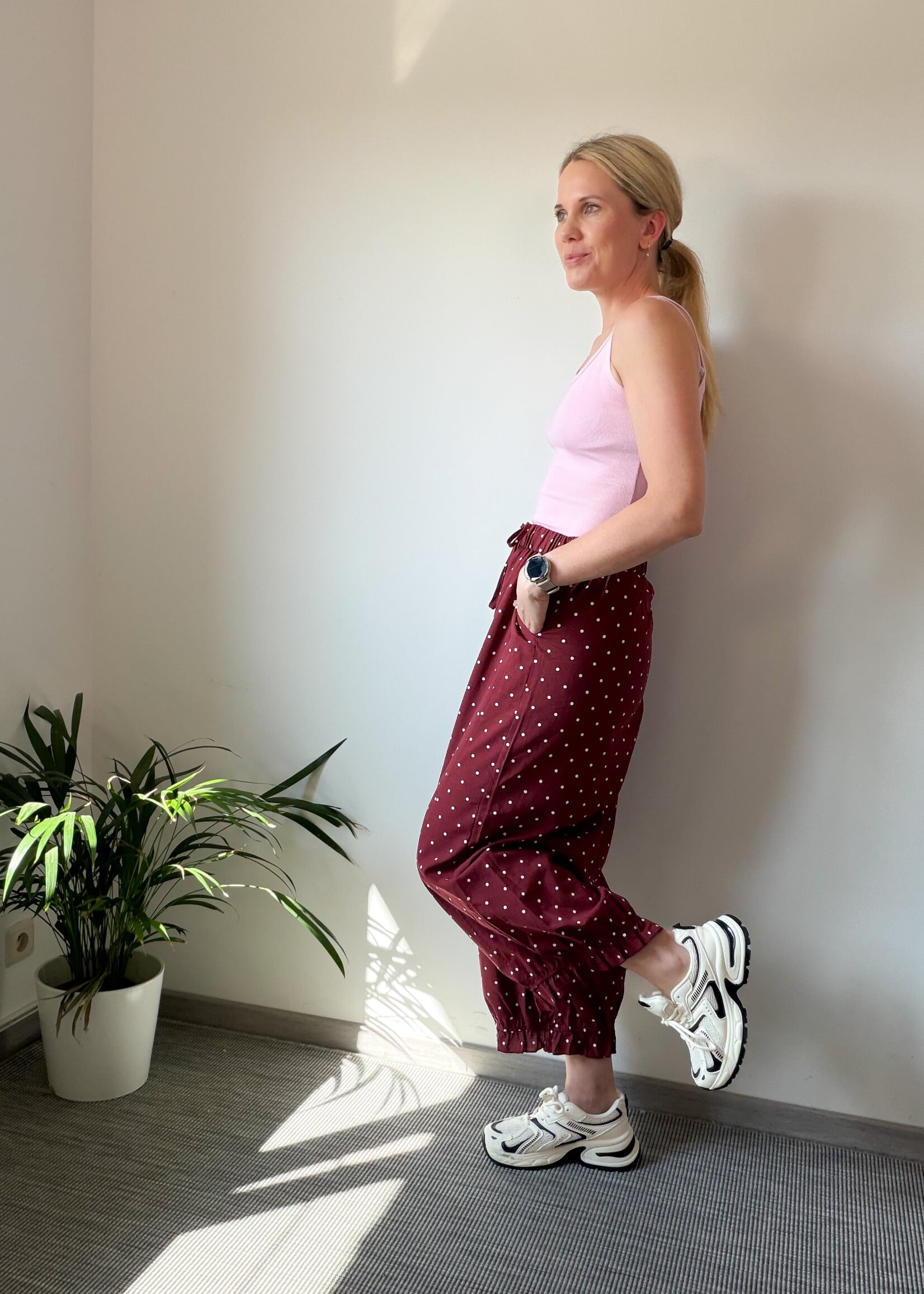 BURGUNDY DOTS PANTS