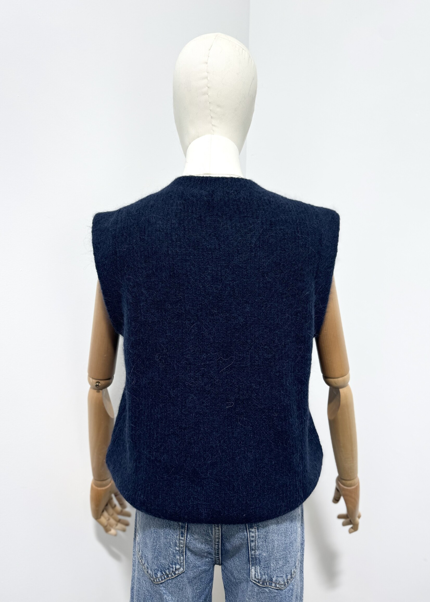 MARINE HAILES KNIT