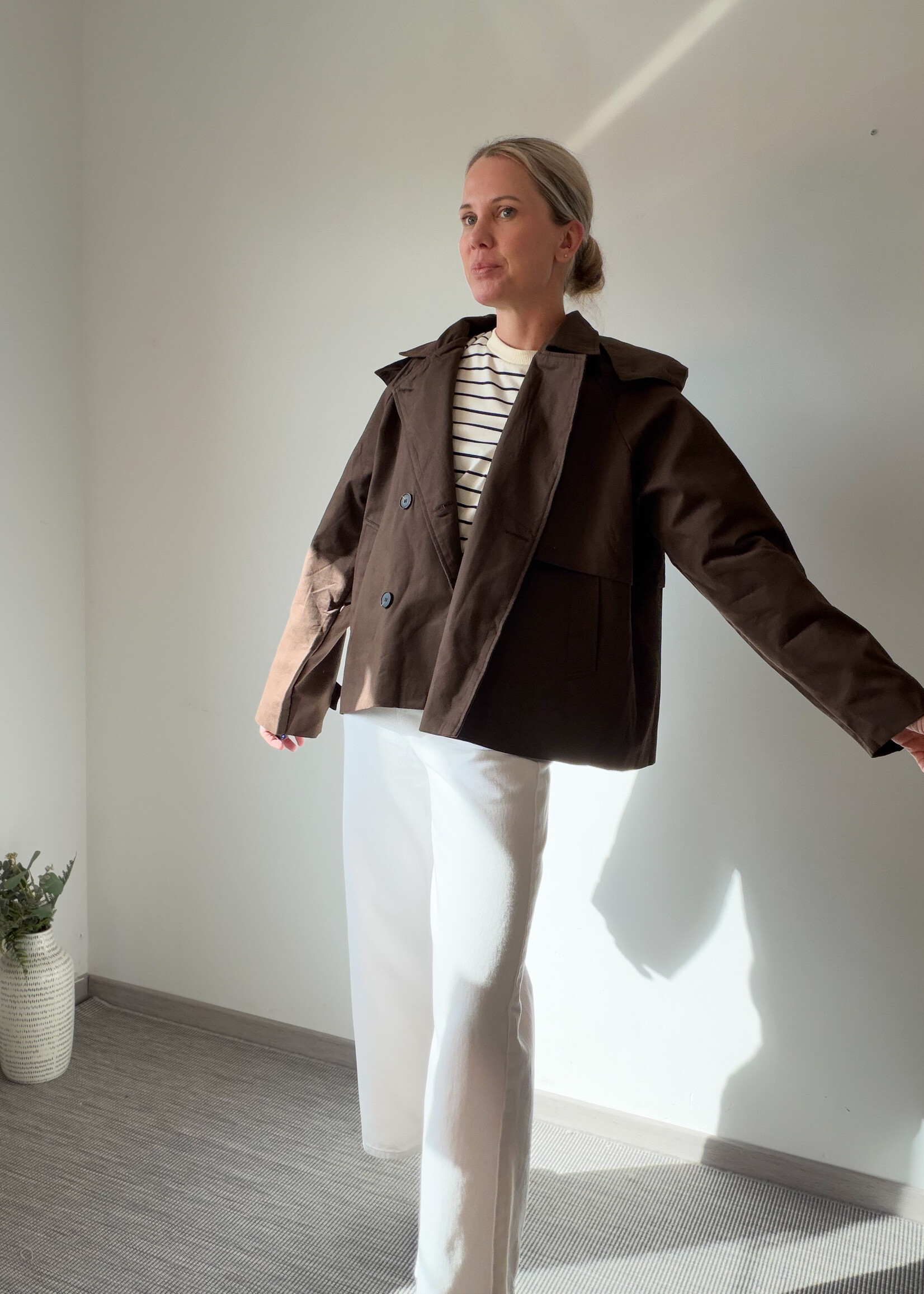 CHOCOLAT TRENCH COAT