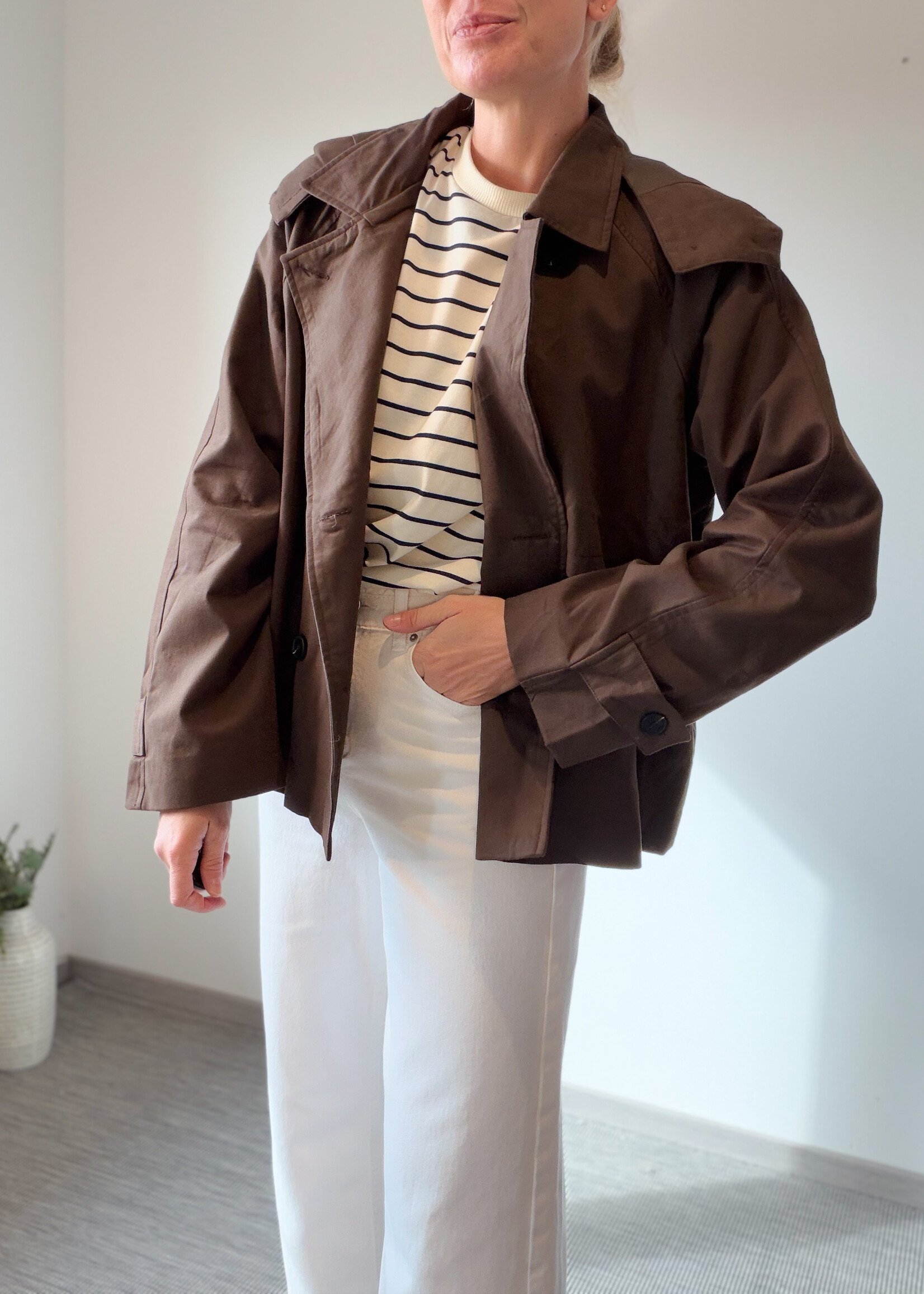 CHOCOLAT TRENCH COAT