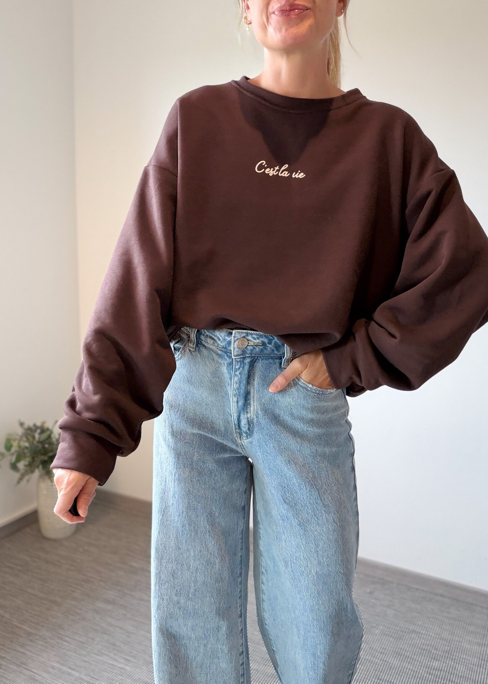 C'EST LA VIE SWEATER CHOCOLAT