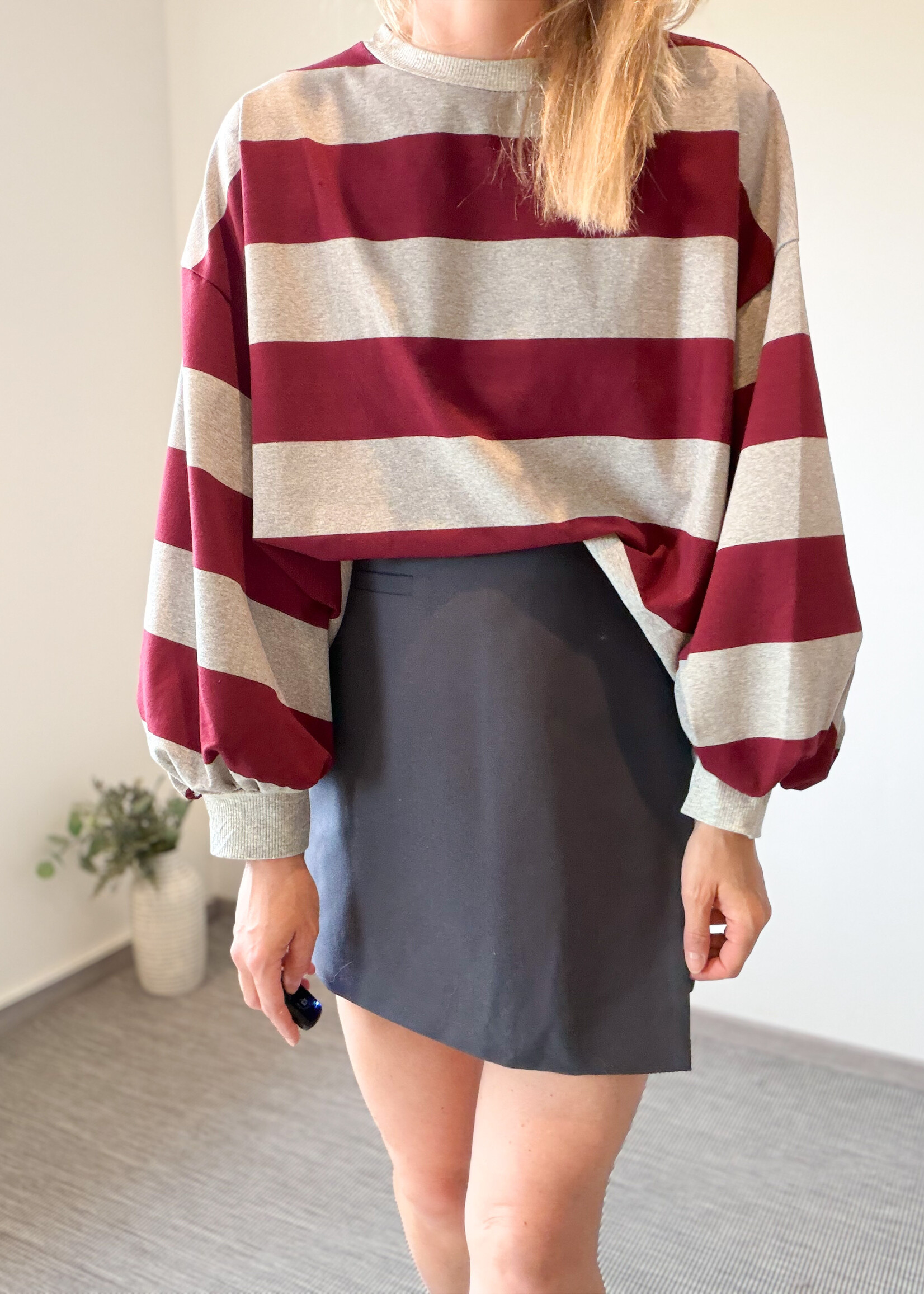 TAMMIE TOP GREY BURGUNDY one size