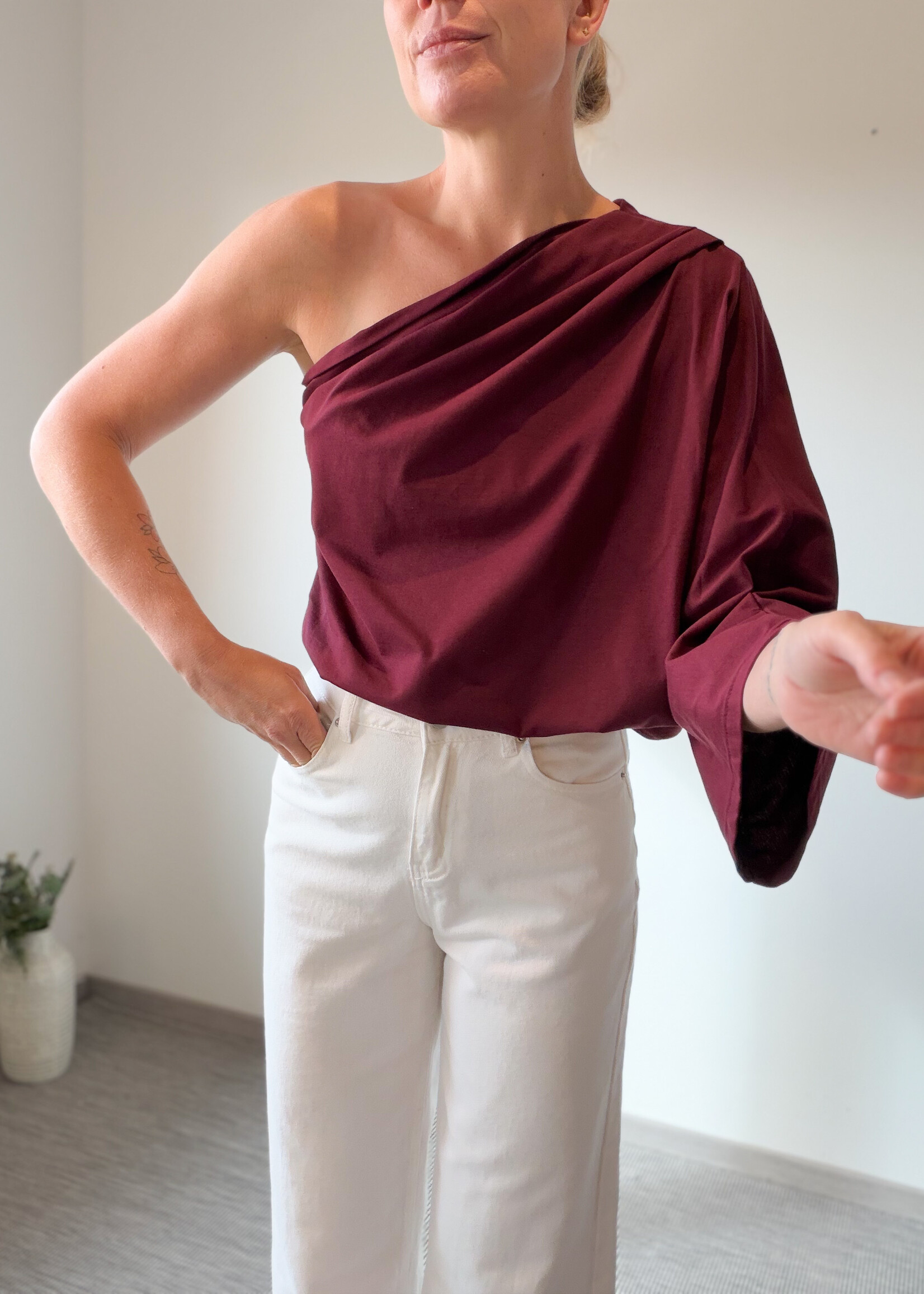 OFFSHOULDER MARIE TOP BURGUNDY one size