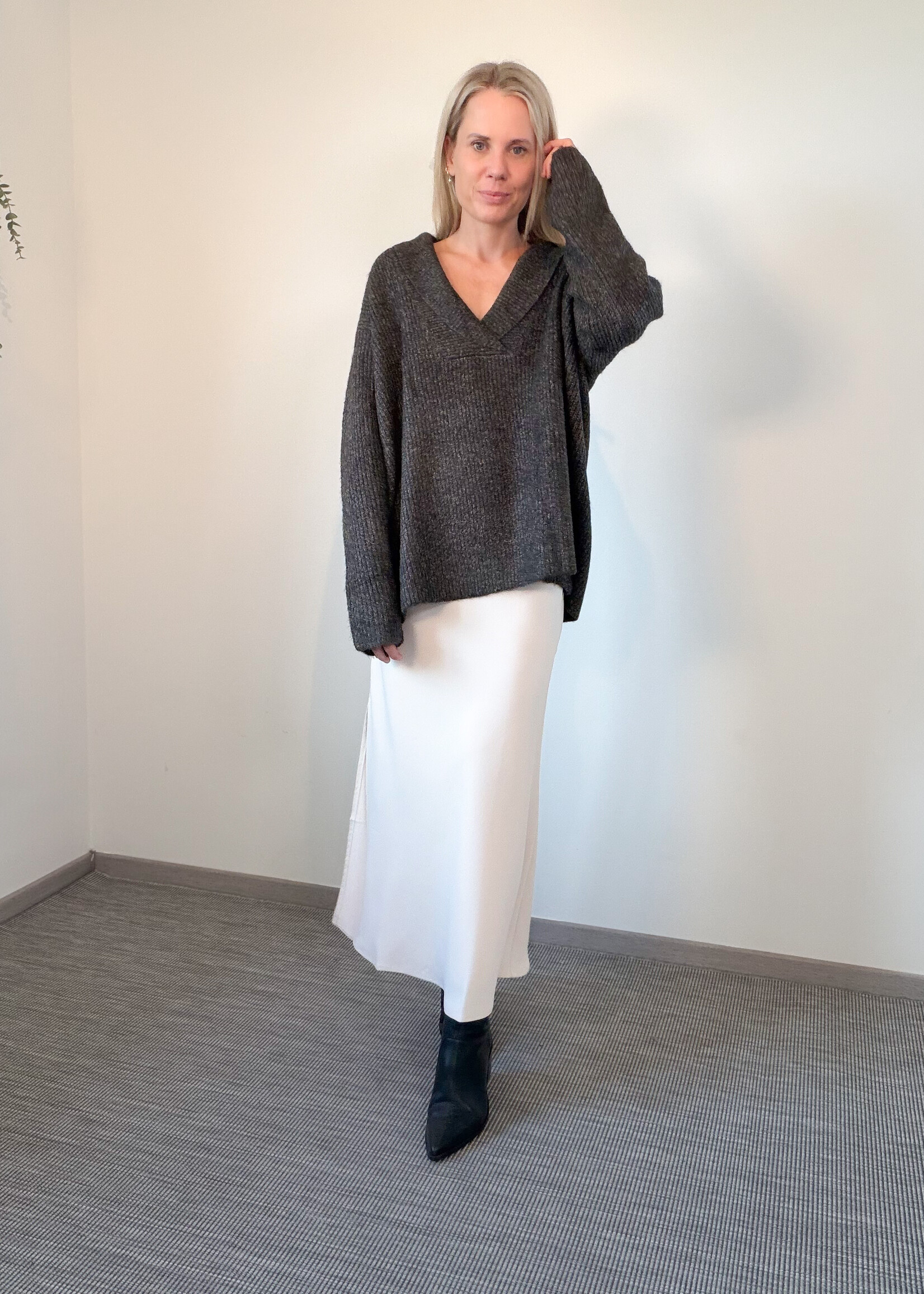 ZOE BROWN KNIT