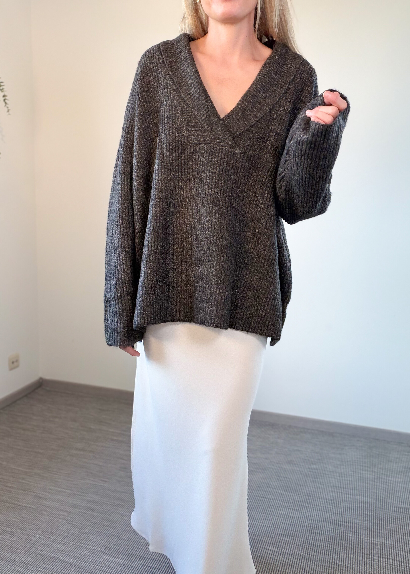 ZOE BROWN KNIT
