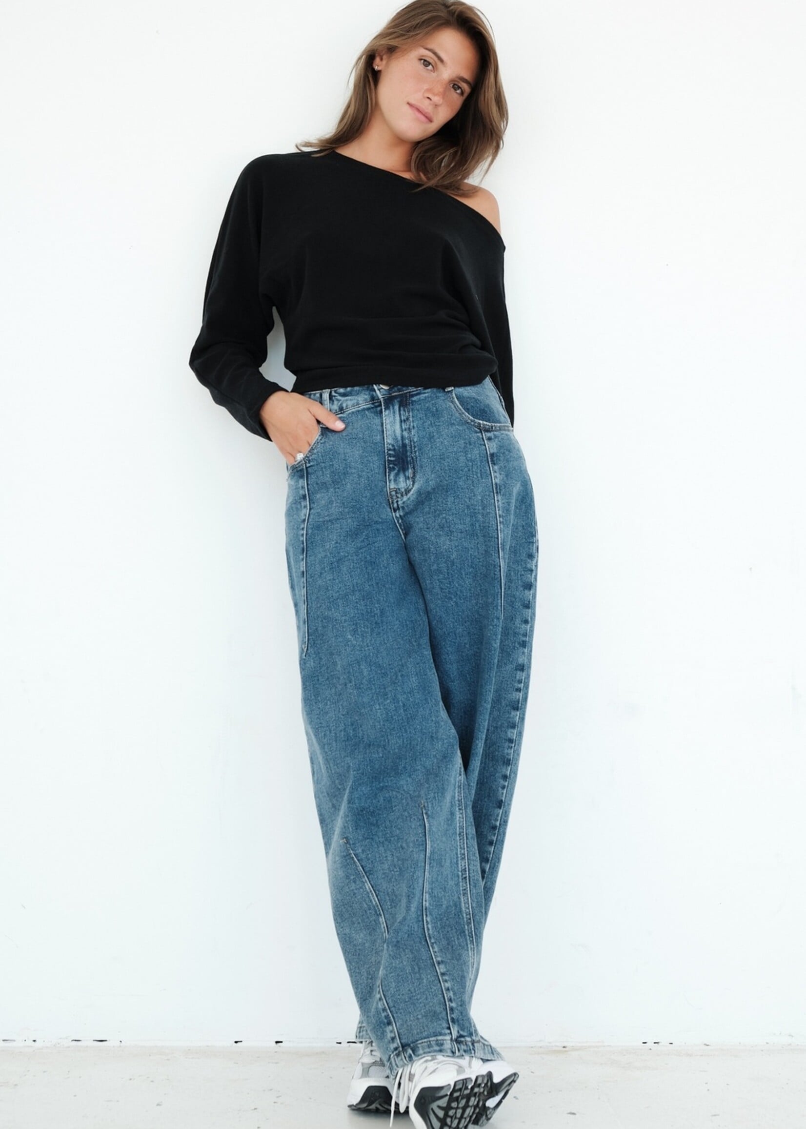 offshoulder