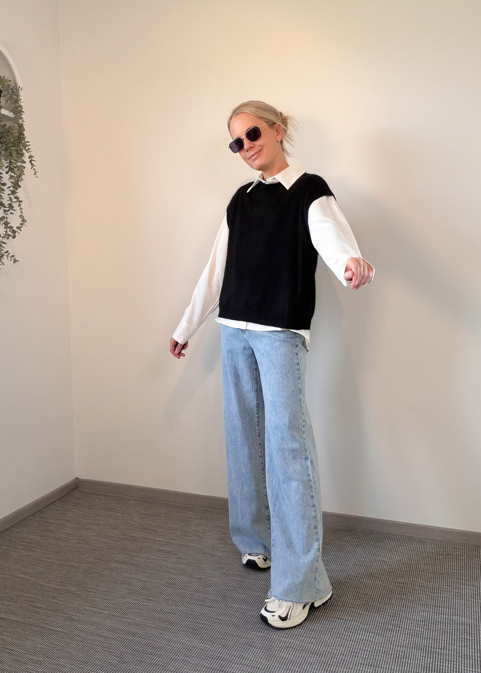BLACK LAUREN KNIT