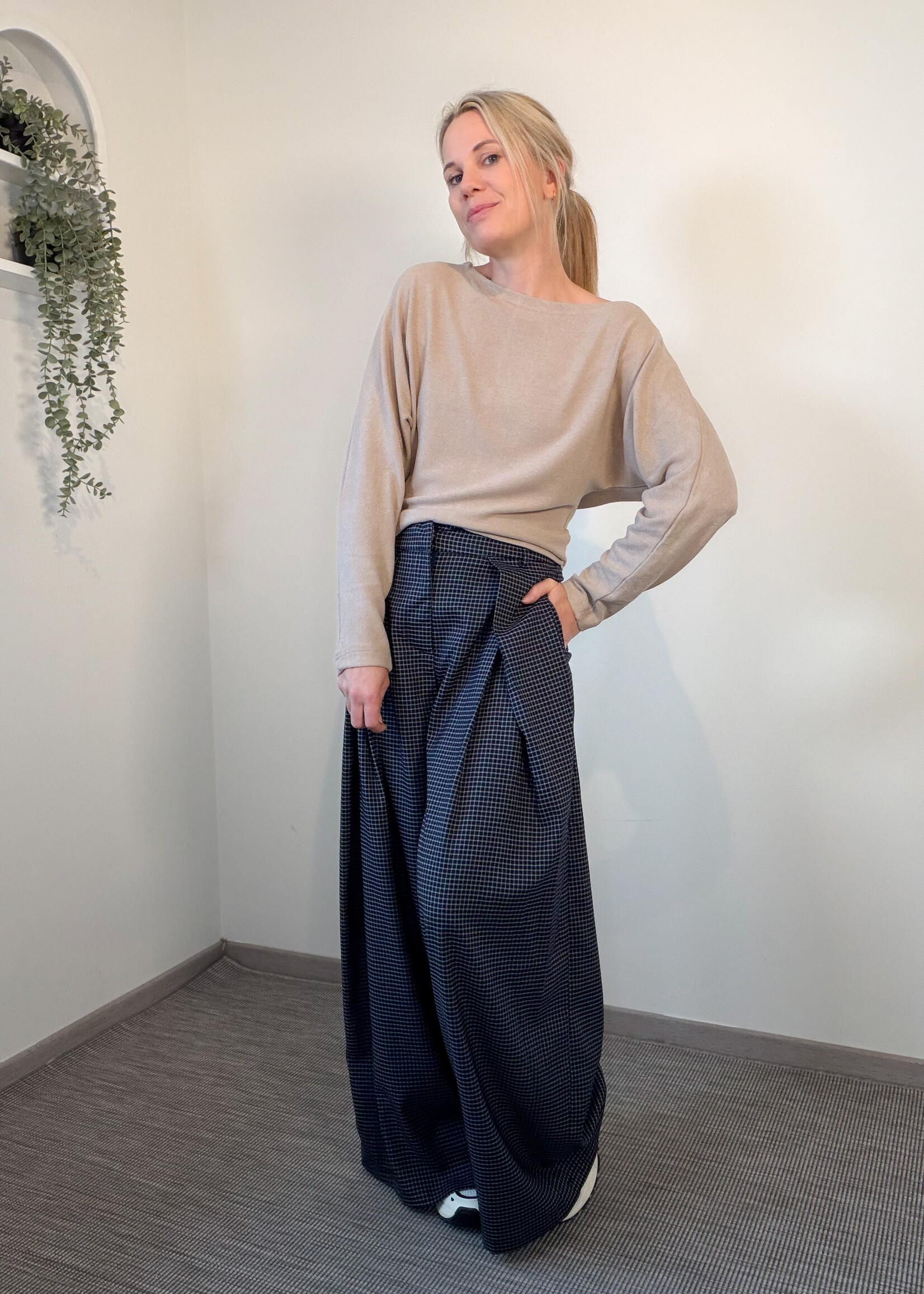 offshoulder top