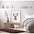 Print edelhert met bloemen