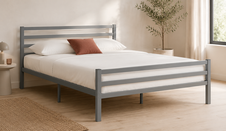 Grijs metalen bed