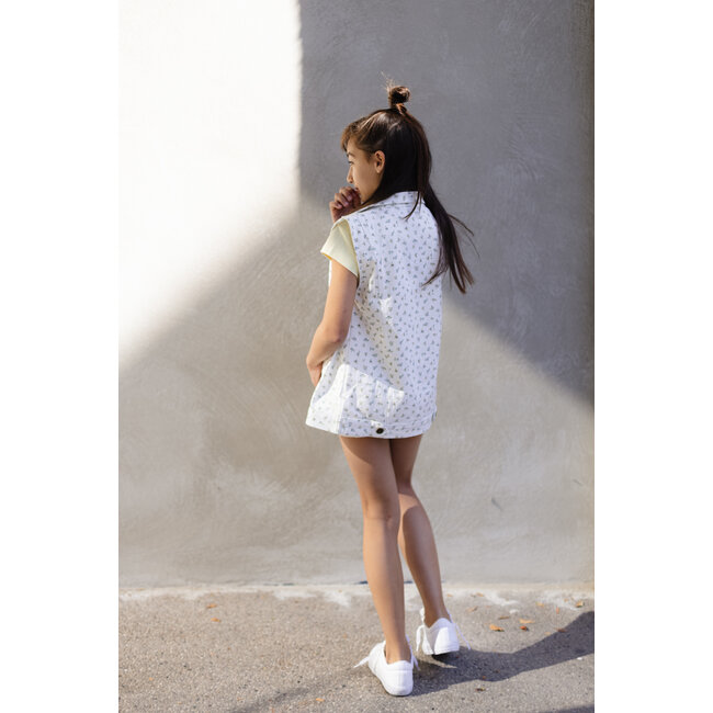 LEVV Meisjes gilet - Dora - AOP Off wit bloemen