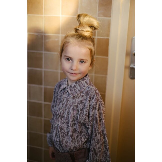 LEVV Little Meisjes shirt - Pippi - AOP Zacht grijs bloemen