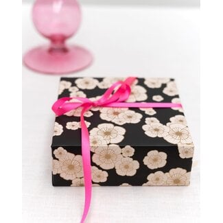 Kimono Black/Gold giftwrapping paper
