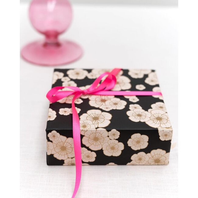 Kimono Black/Gold giftwrapping paper